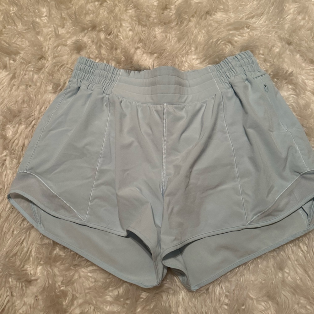 Lululemon Hotty Hot High-Rise Lined Short 4”.